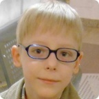 На своих ногах