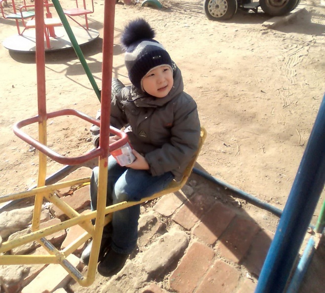 Эмир Курмушев