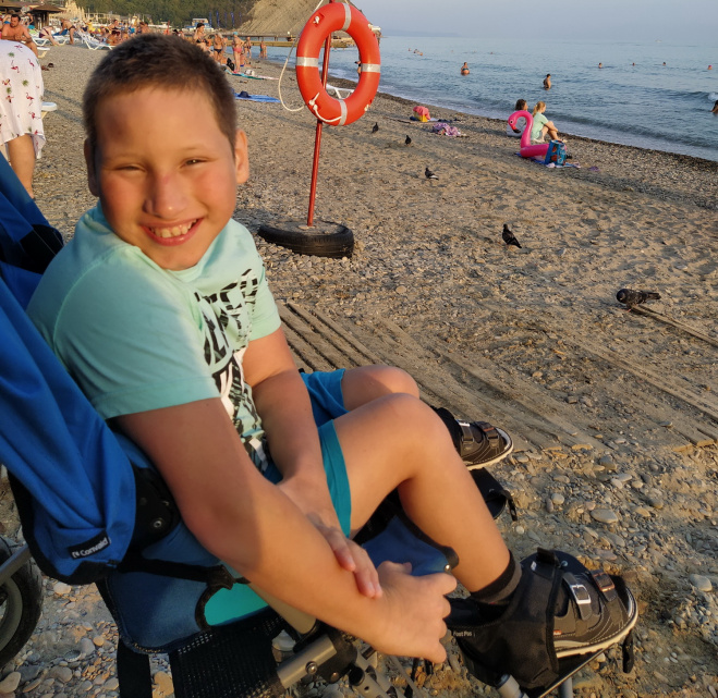 Саша Иванов