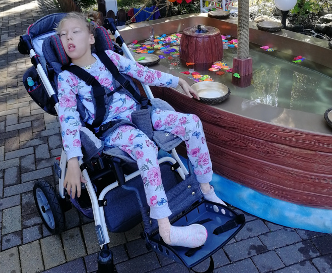 Лиза Рябикина