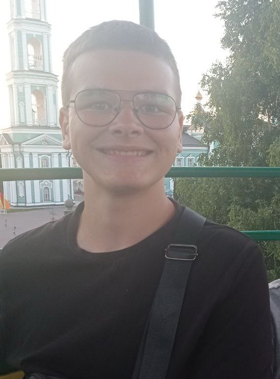 Назар Назаркин