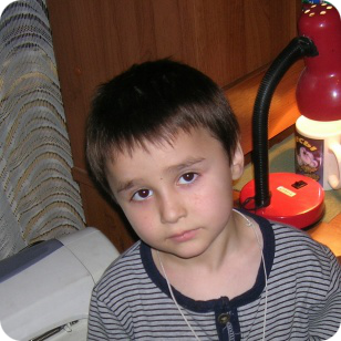 Денис Колбин