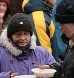 Помощь бездомным: зима 2013/2014