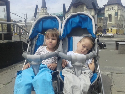 Аня и Данил Медковы